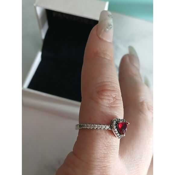 Pandora Elevated Red Heart Ring Sterling Silver Size 7.5 Sparkling Pave Crystal - Picture 7 of 13